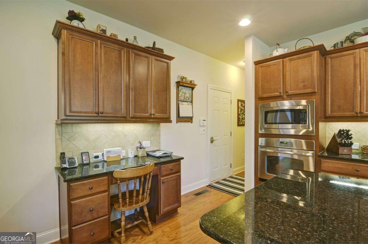 503 Lakeview Court Woodstock - Photo 26