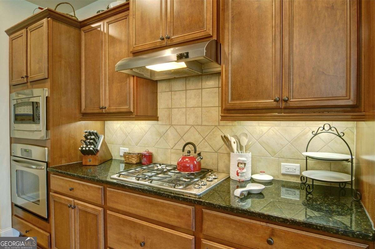 503 Lakeview Court Woodstock - Photo 27