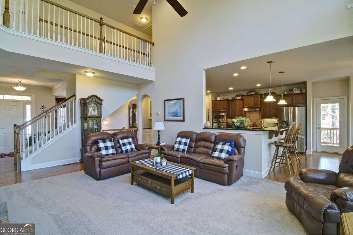 503 Lakeview Court Woodstock - Photo 38