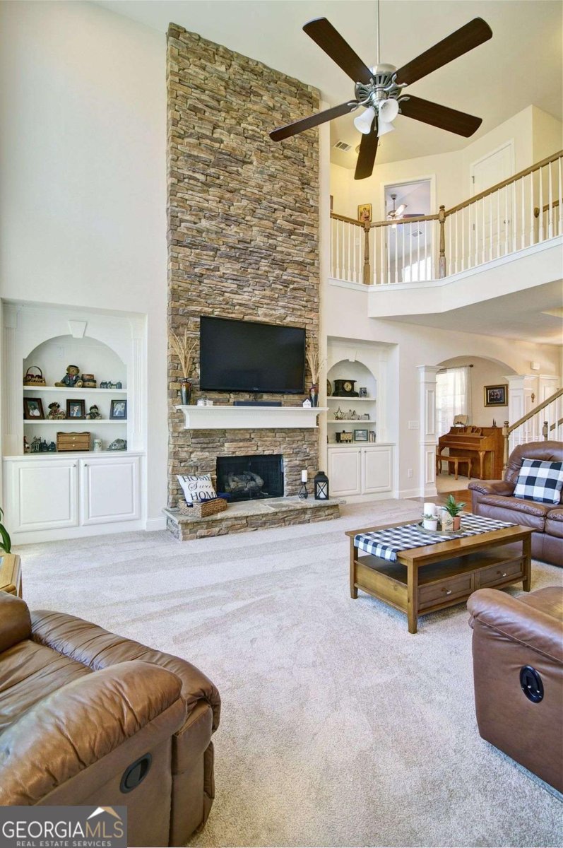 503 Lakeview Court Woodstock - Photo 39