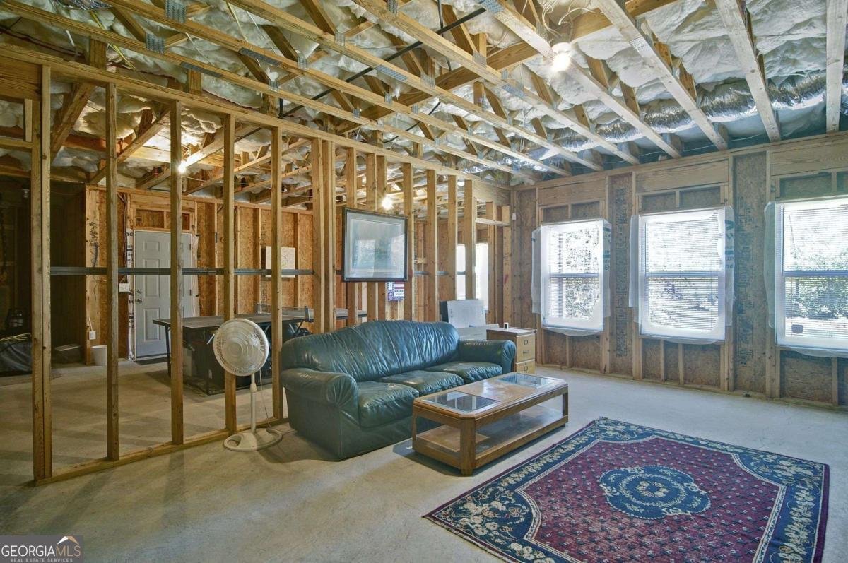 503 Lakeview Court Woodstock - Photo 69