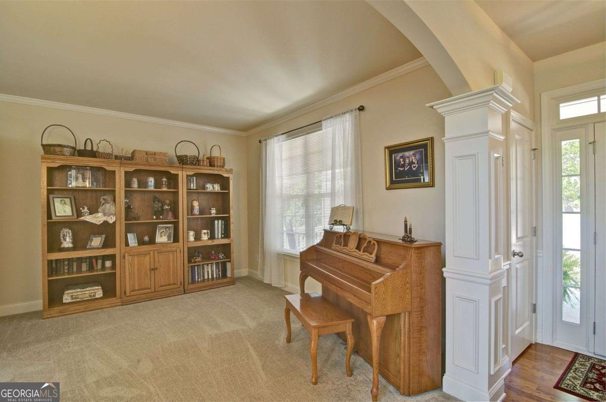 503 Lakeview Court Woodstock - Photo 7