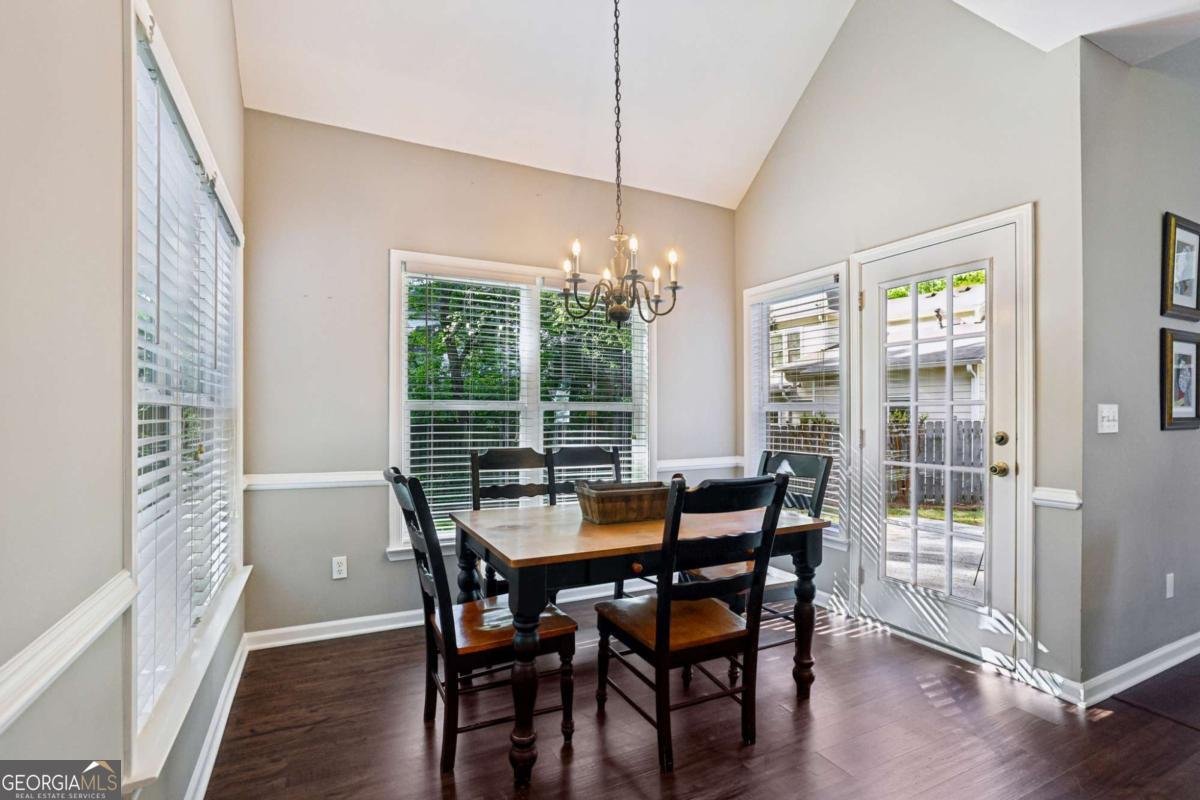 145 Croftwood Court Johns Creek - Photo 14