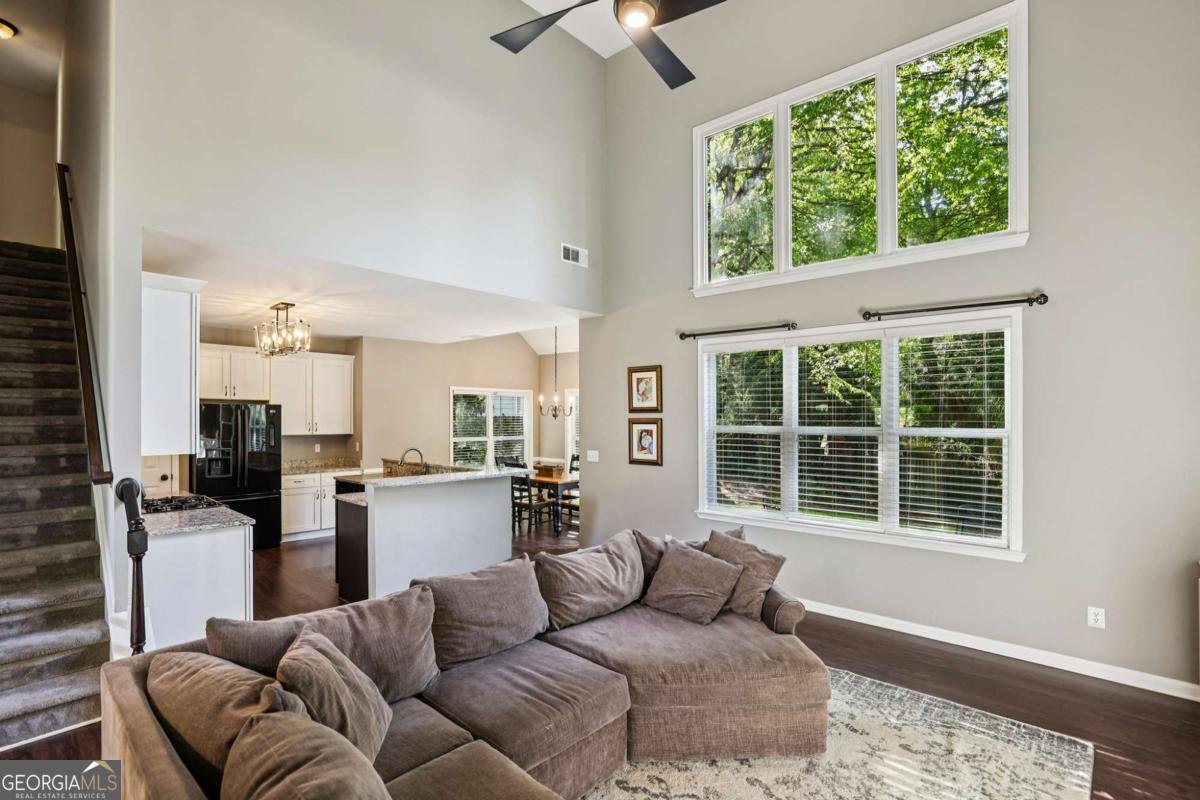 145 Croftwood Court Johns Creek - Photo 6