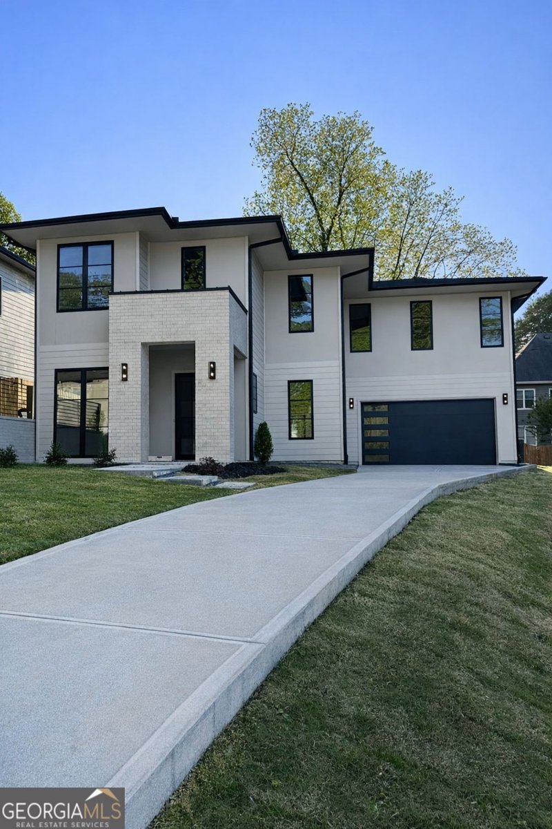 298 Creighton Avenue Scottdale - Photo 1