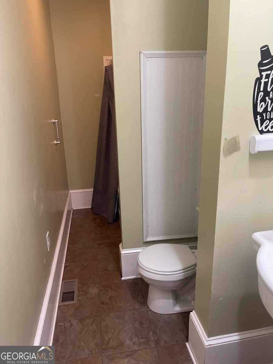 5205 23RD Boulevard Valley - Photo 11