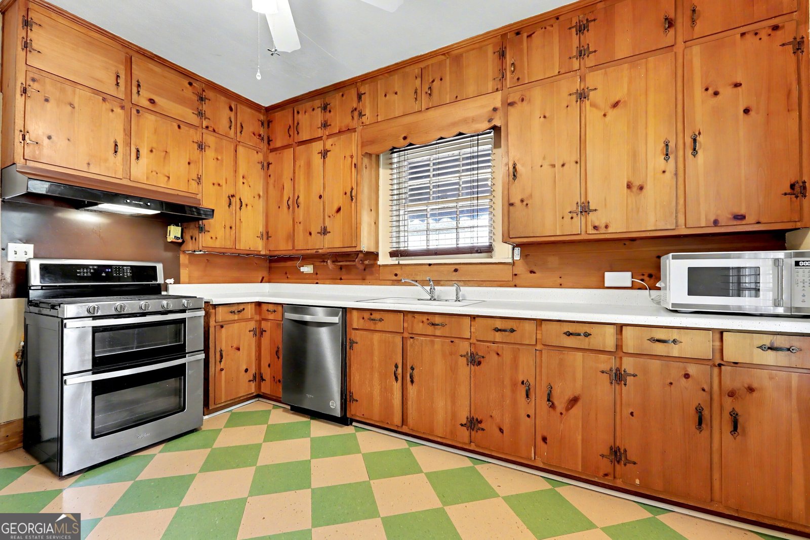 306 Tilney Avenue Griffin - Photo 12