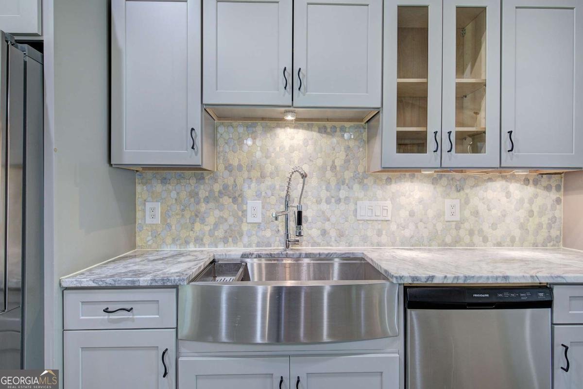 111 Meadowview Lane Powder Springs - Photo 12