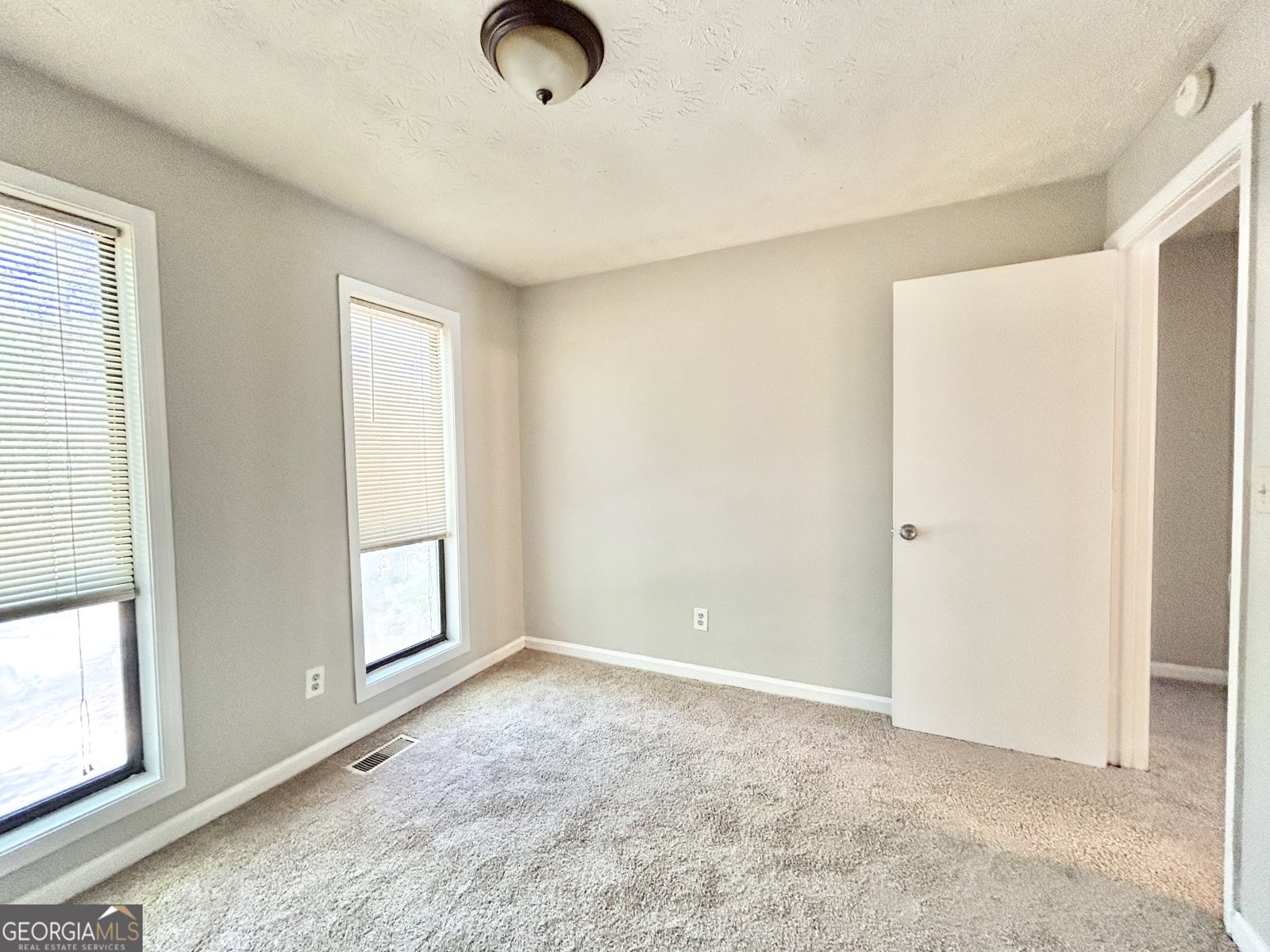 5955 Sutton Place Douglasville - Photo 14