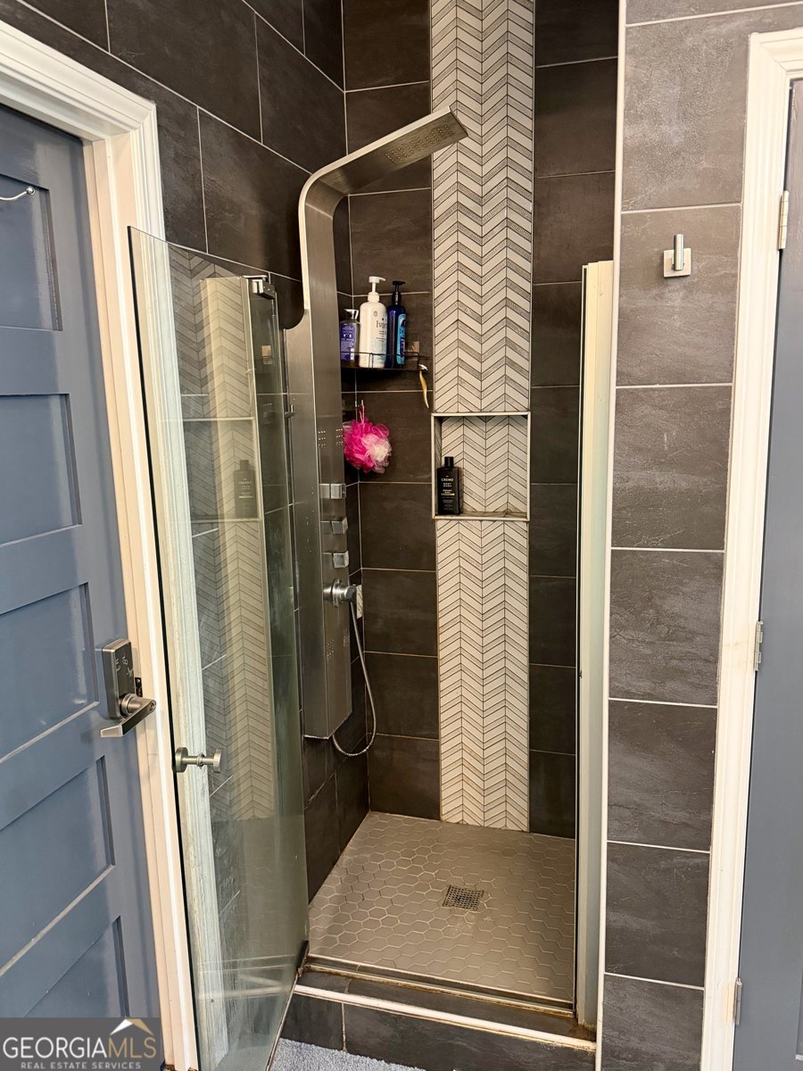 132 Crowell Road Conyers - Photo 11