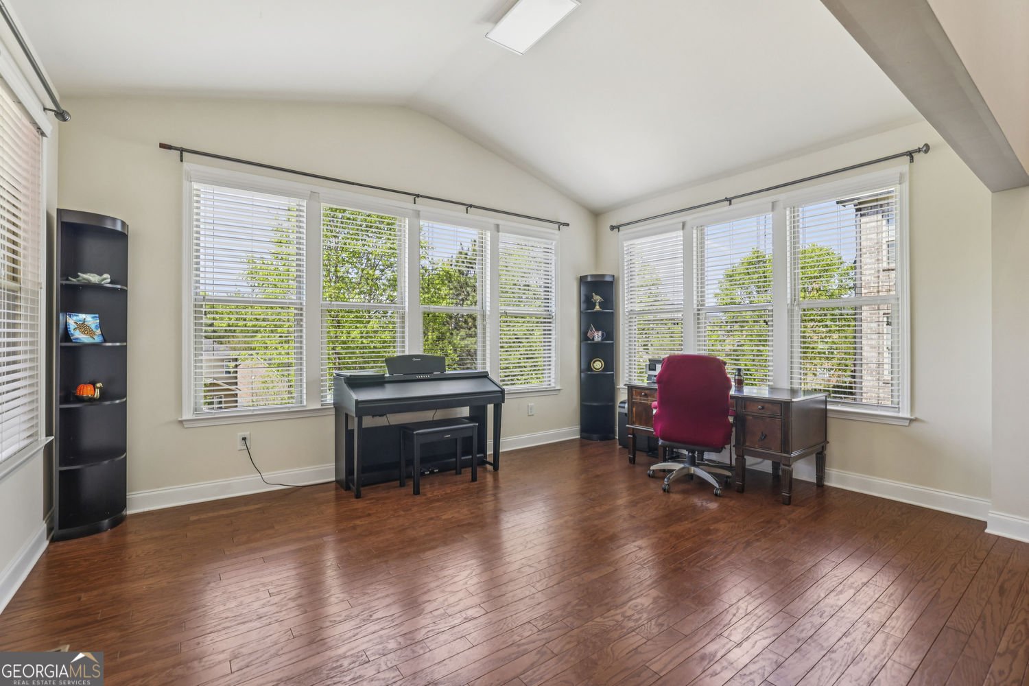 2725 Garonne Way Cumming - Photo 10