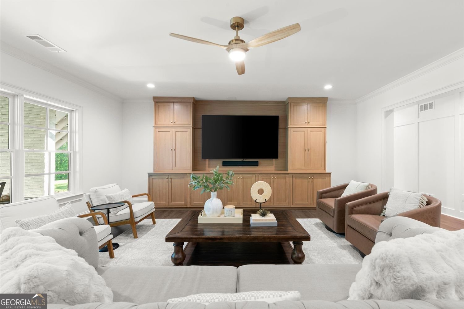 1080 Kent Crt. Milton - Photo 32