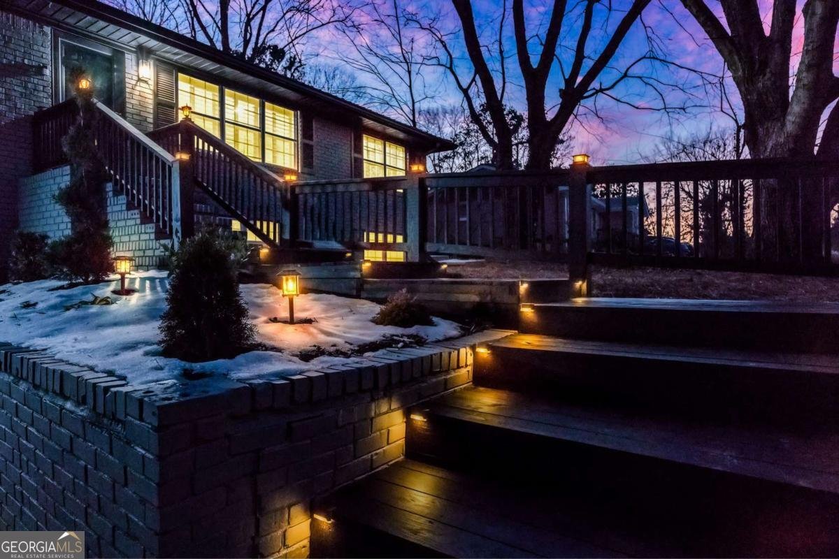 1810 Kinridge Road Marietta - Photo 10