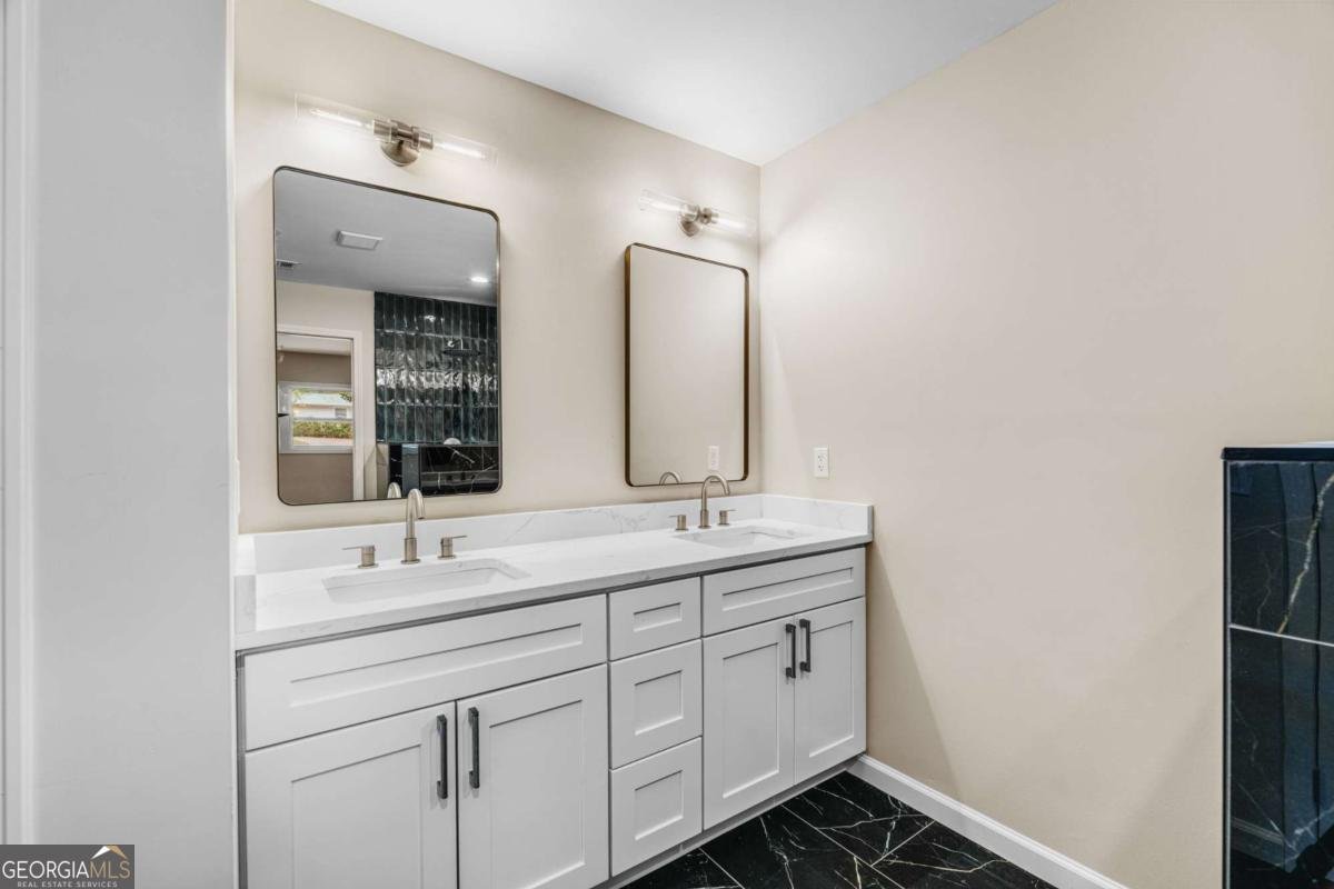 1888 Delphine Drive Decatur - Photo 13