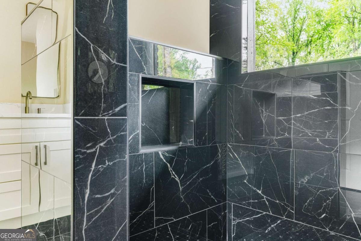 1888 Delphine Drive Decatur - Photo 15