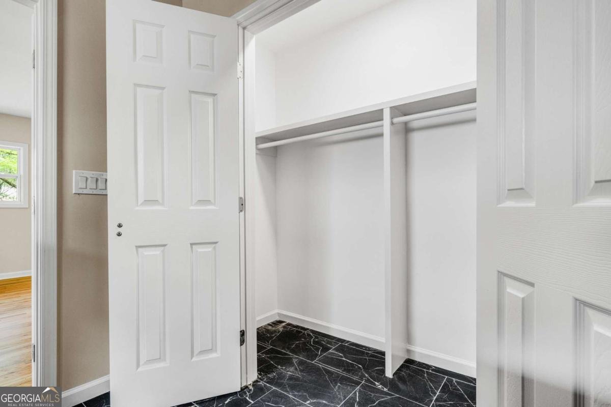 1888 Delphine Drive Decatur - Photo 16