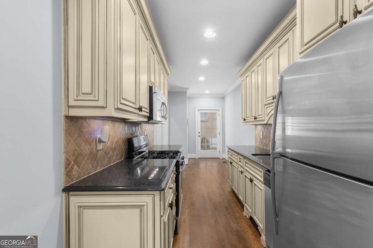 653 Highland Avenue Atlanta - Photo 13