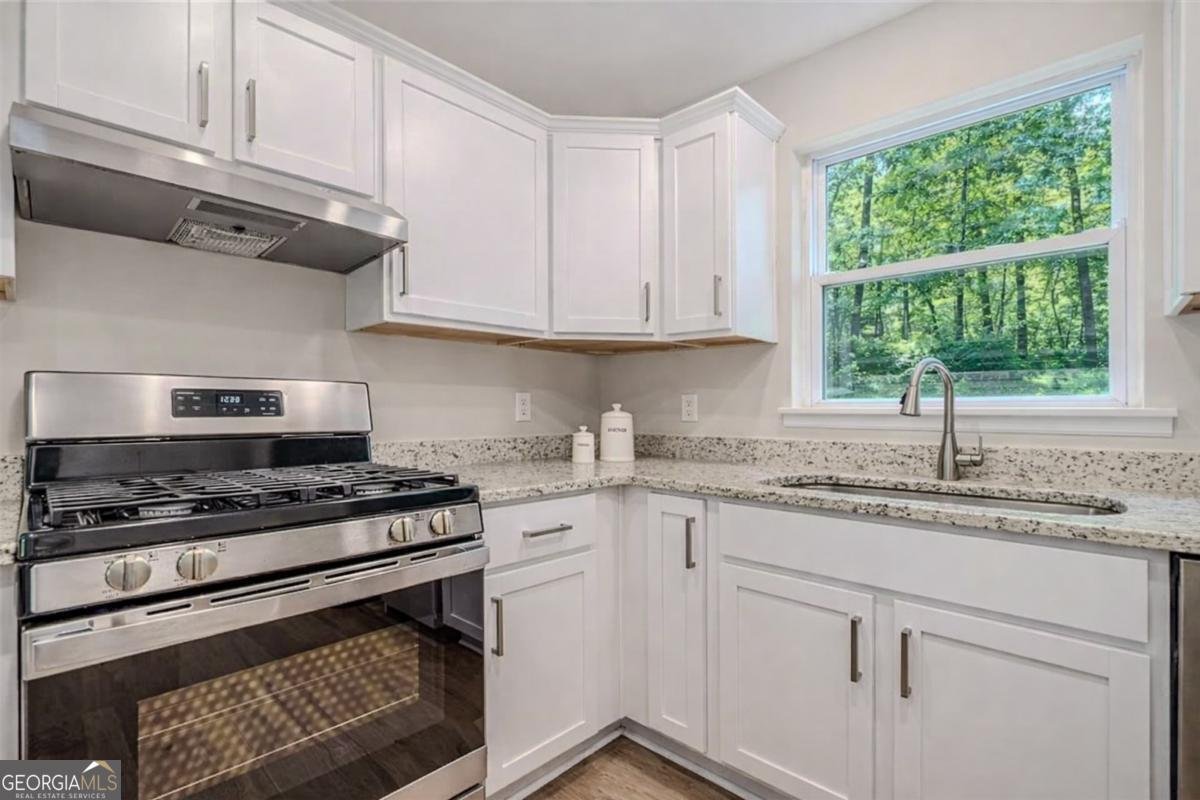 2467 Samia Drive Duluth - Photo 11