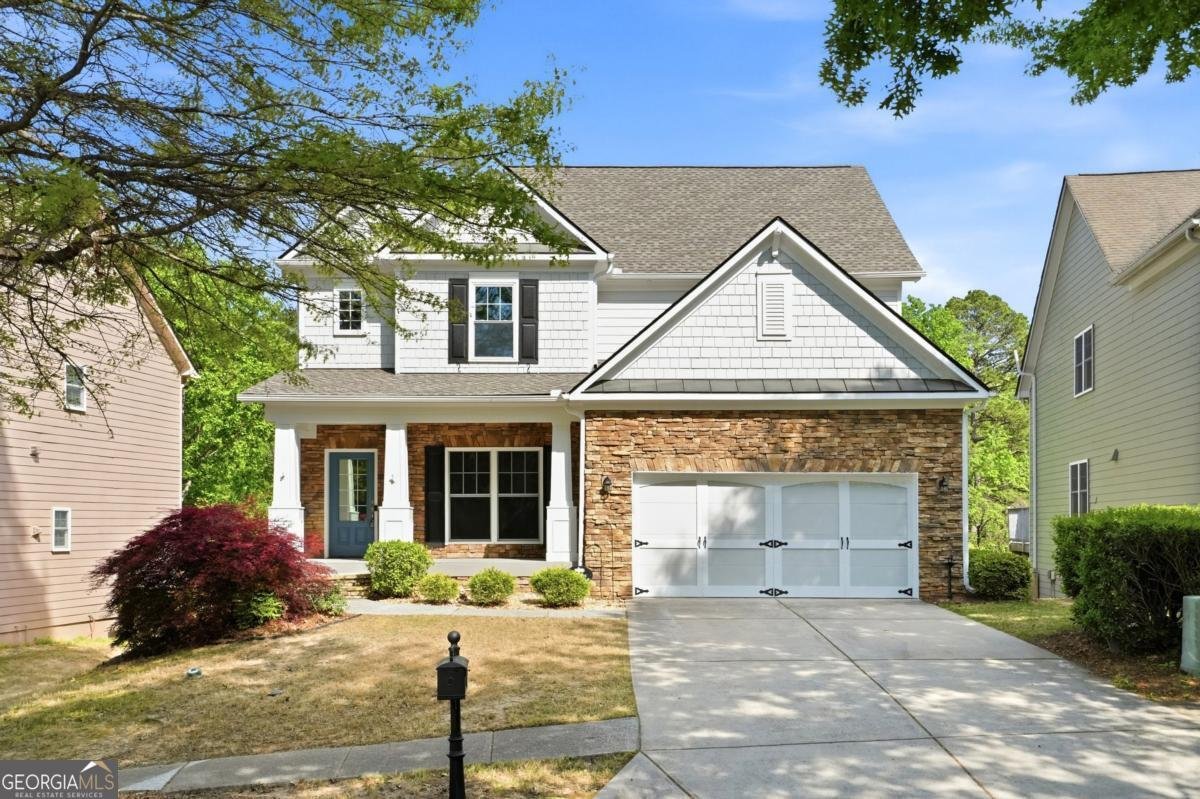 7812 Keepsake Lane Flowery Branch - Photo 1