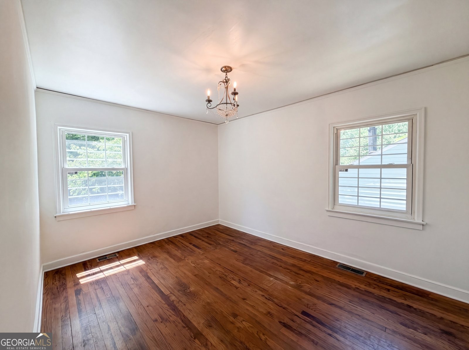 1918 Spring Avenue East Point - Photo 10