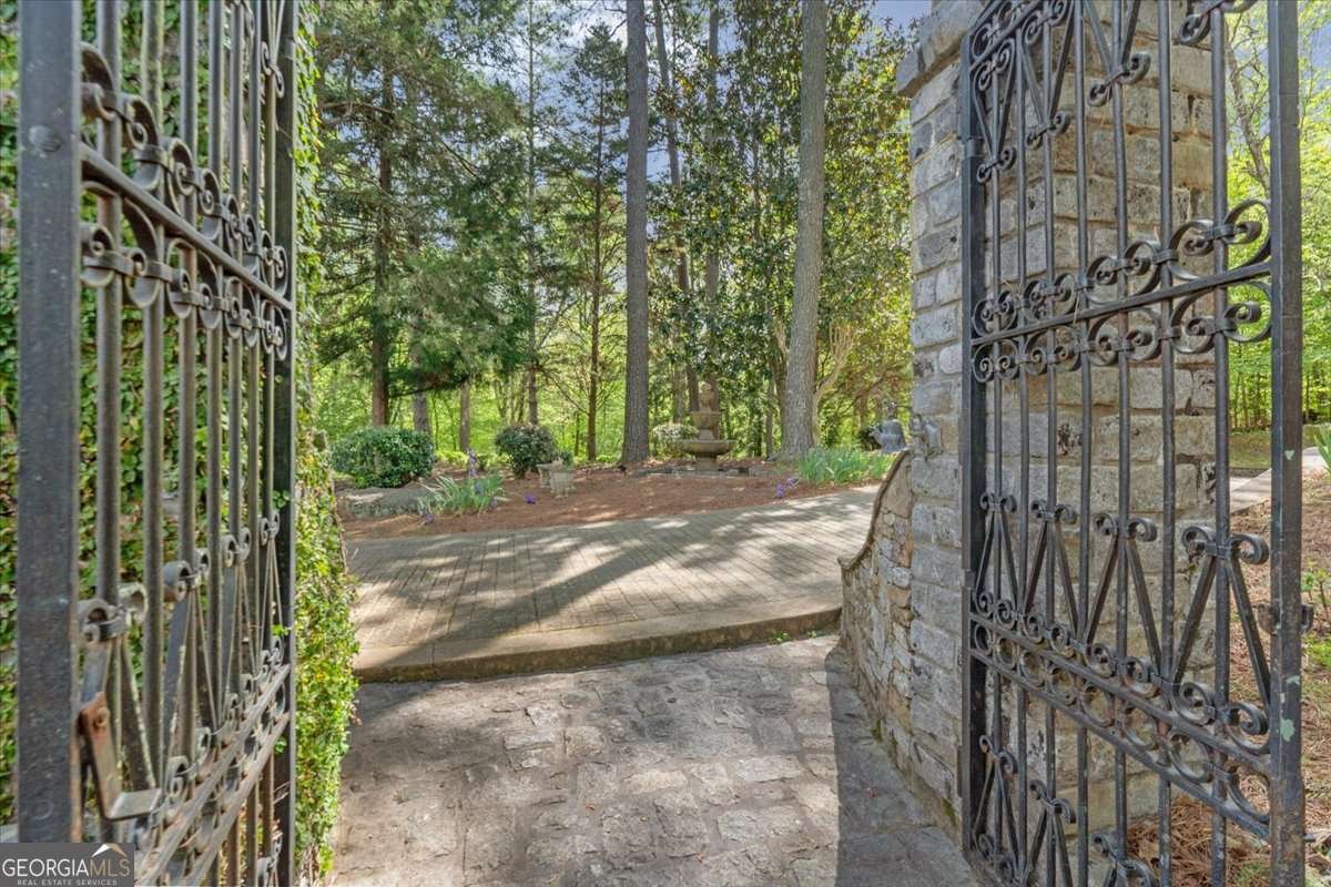 1526 Chubb Road Cave Spring - Photo 13