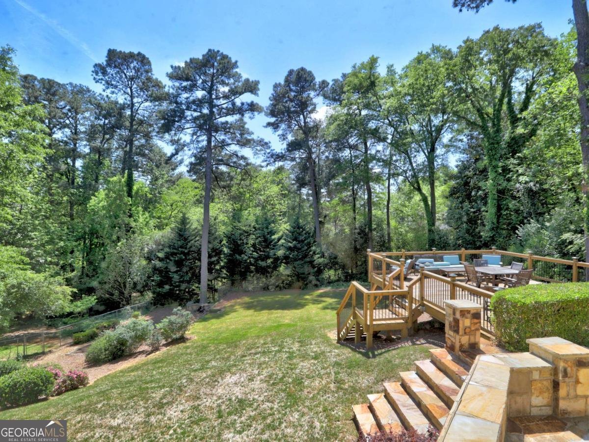 393 Hilderbrand Drive Sandy Springs - Photo 41