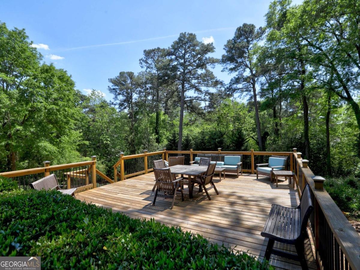 393 Hilderbrand Drive Sandy Springs - Photo 43