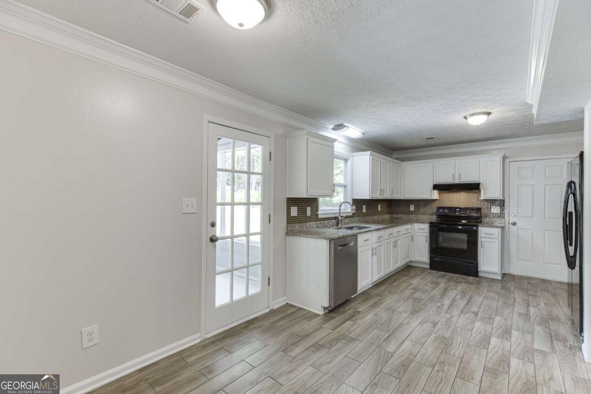 811 Forest Park Lane Suwanee - Photo 12