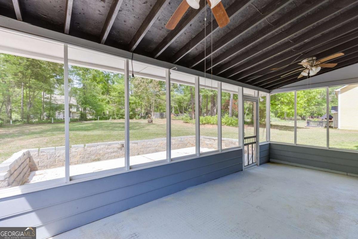 811 Forest Park Lane Suwanee - Photo 32