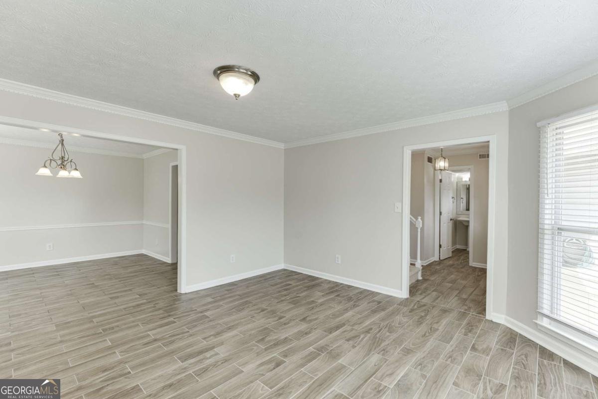 811 Forest Park Lane Suwanee - Photo 7