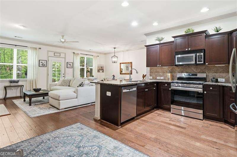 1114 Firethorne Pass Cumming - Photo 6