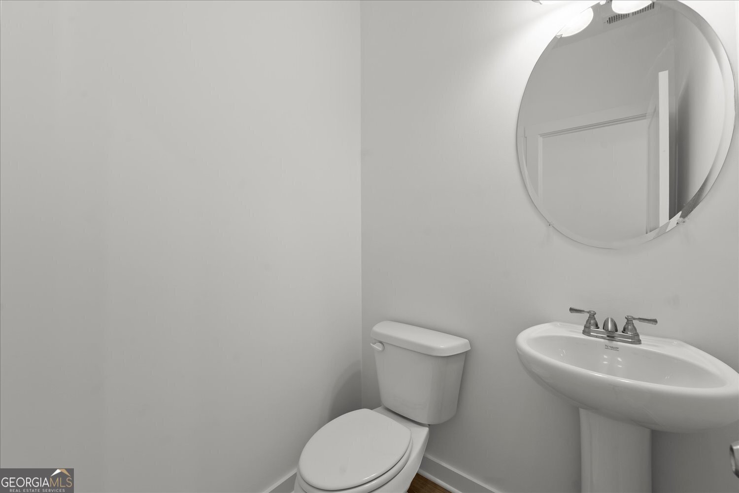 534 Lillian Way Statham - Photo 10