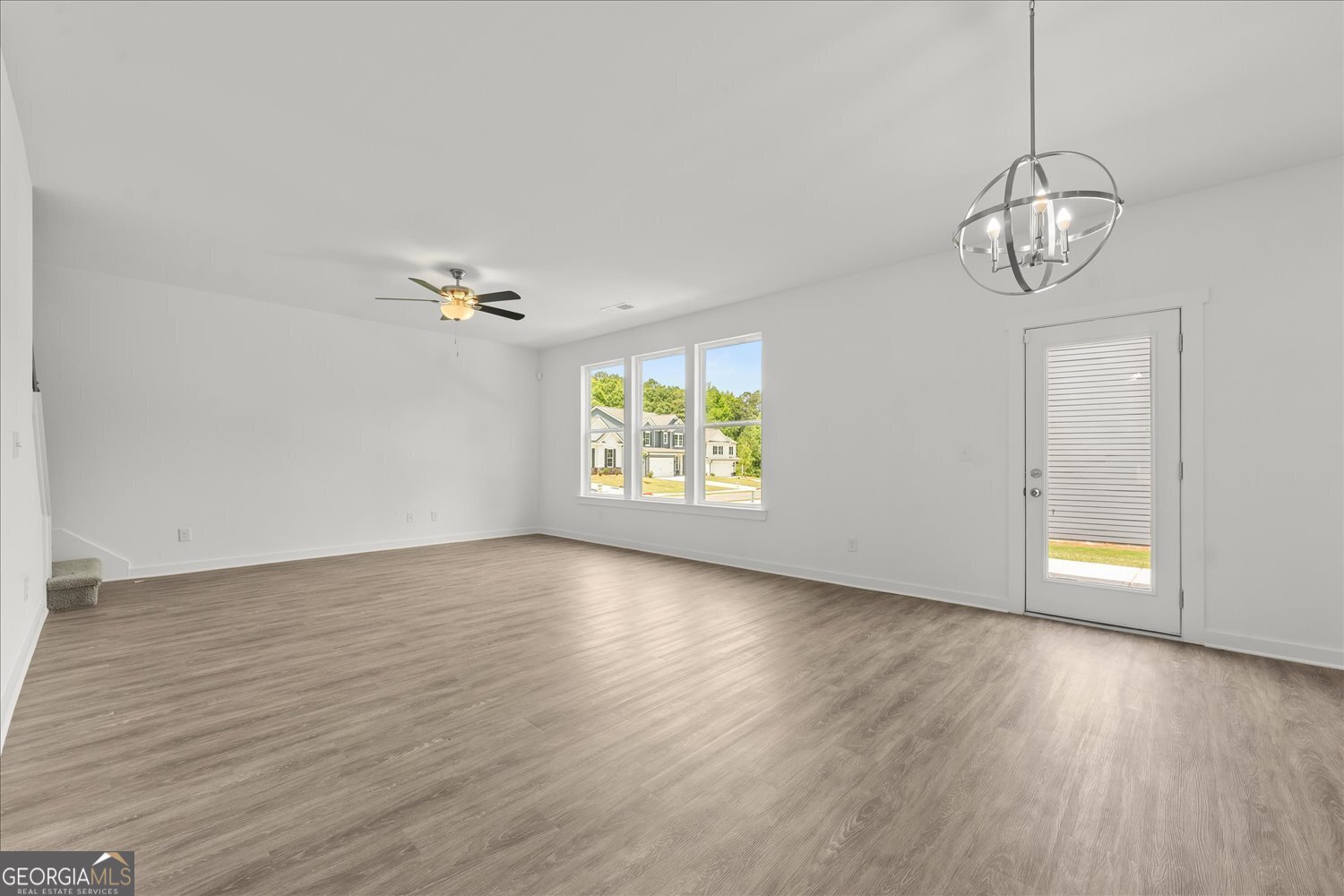 534 Lillian Way Statham - Photo 11