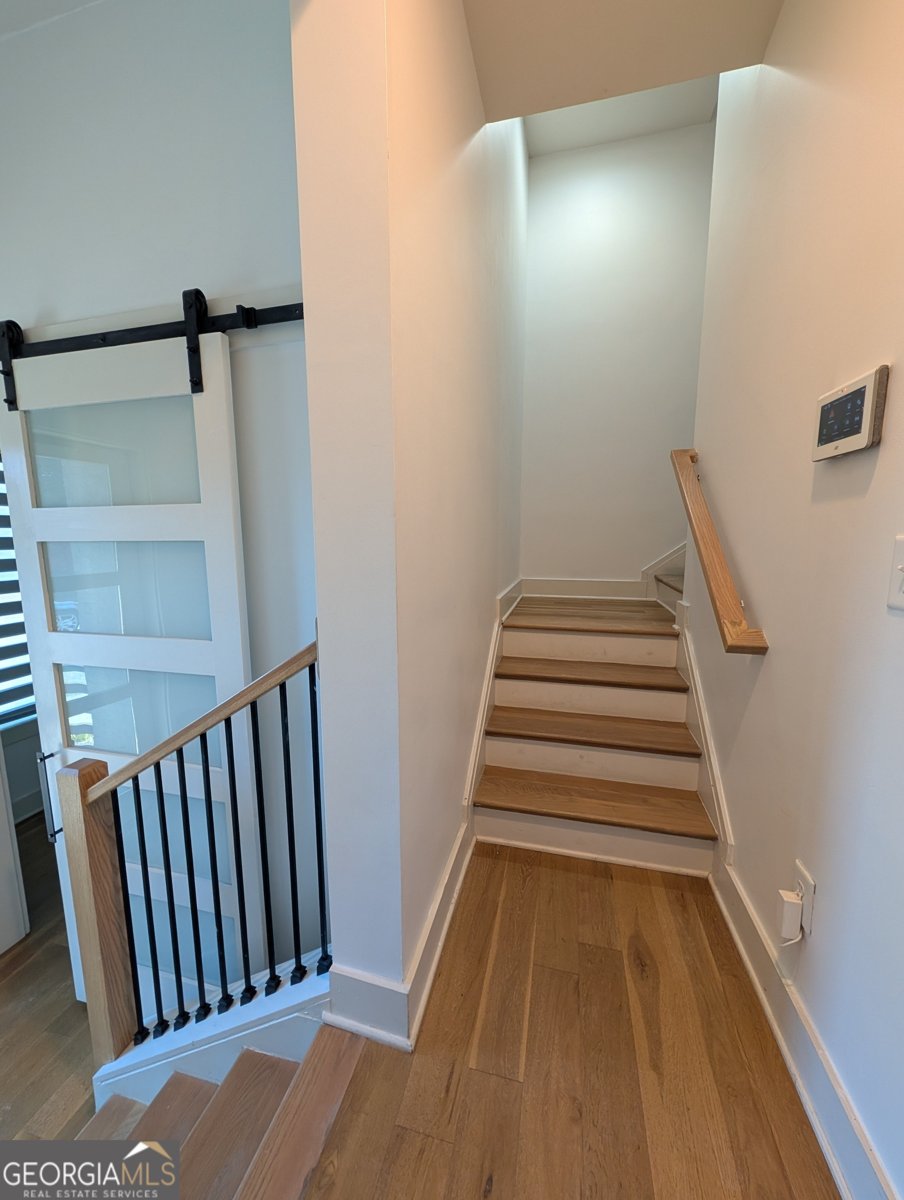 1350 May Avenue Atlanta - Photo 17