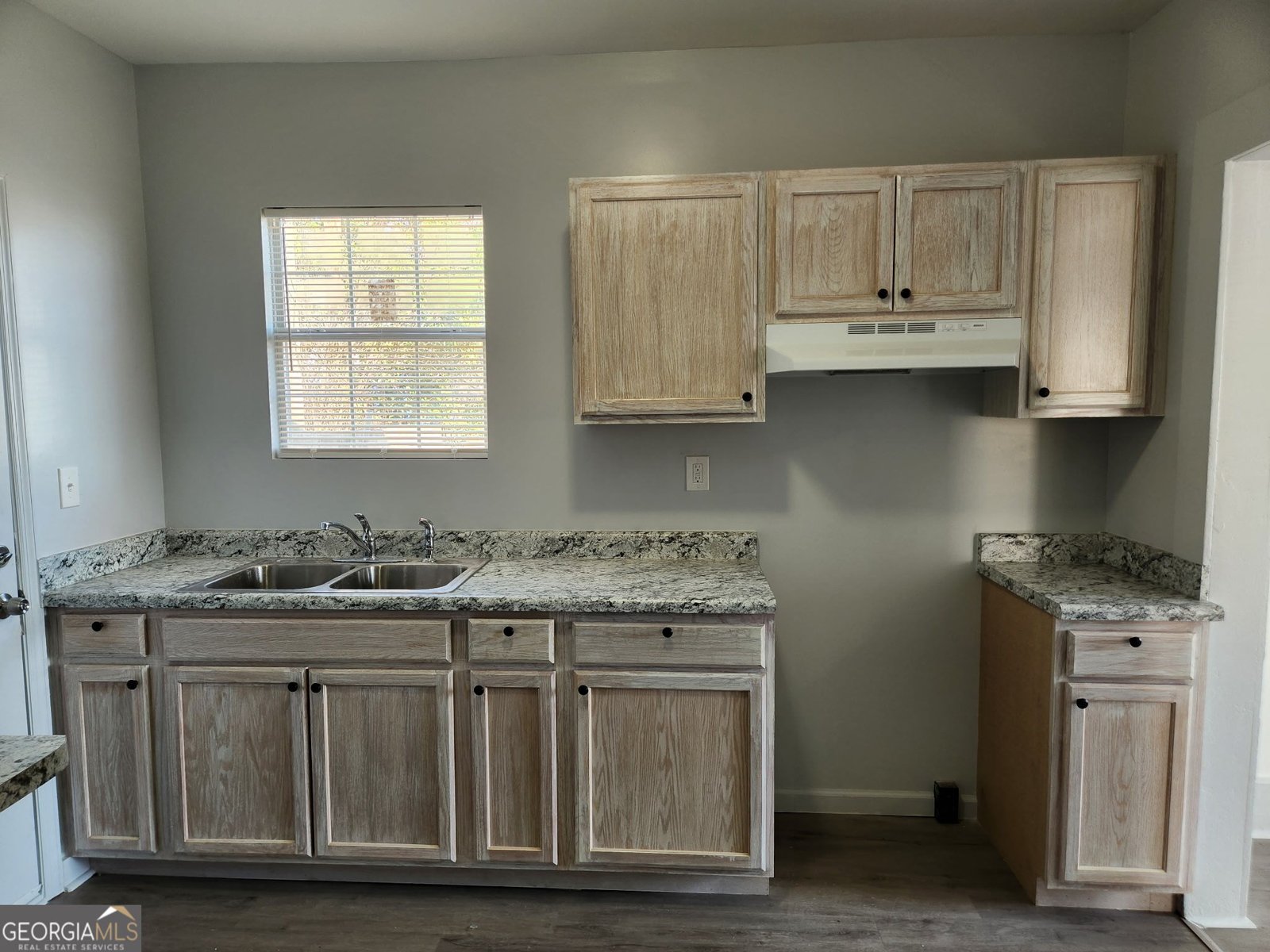 1396 Courtland Avenue Macon - Photo 6