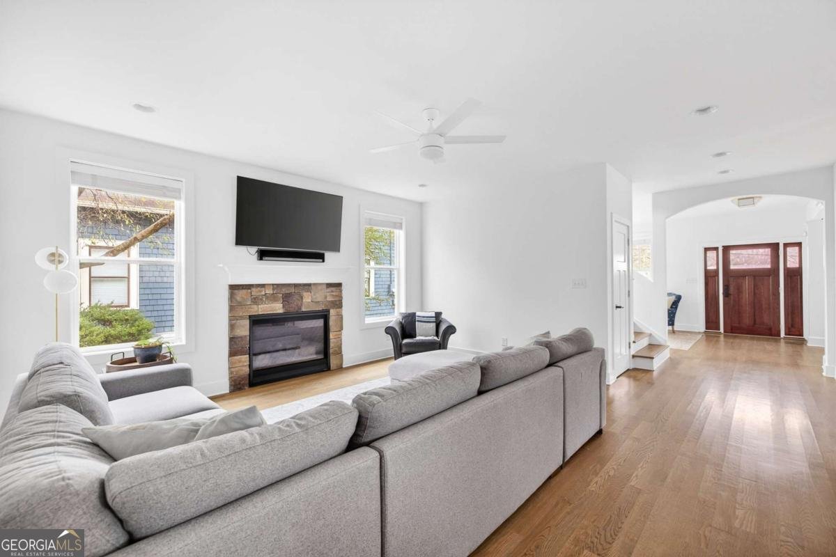 209 Ridgeland Avenue Decatur - Photo 10