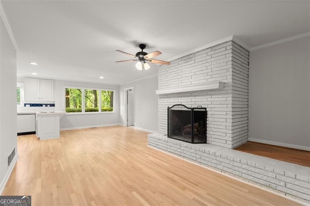 1096 Oxford Crescent NE Atlanta - Photo 10