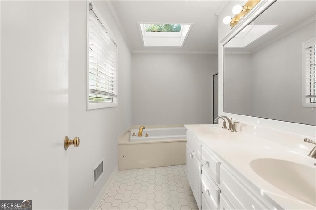 1096 Oxford Crescent NE Atlanta - Photo 25