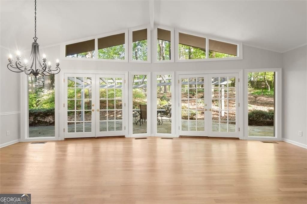 1096 Oxford Crescent NE Atlanta - Photo 7