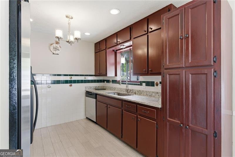 247 Arbour Way Suwanee - Photo 11