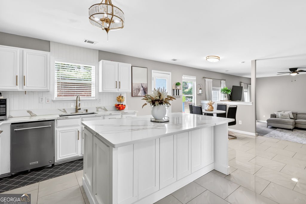 4455 Michael Jay Street Snellville - Photo 12