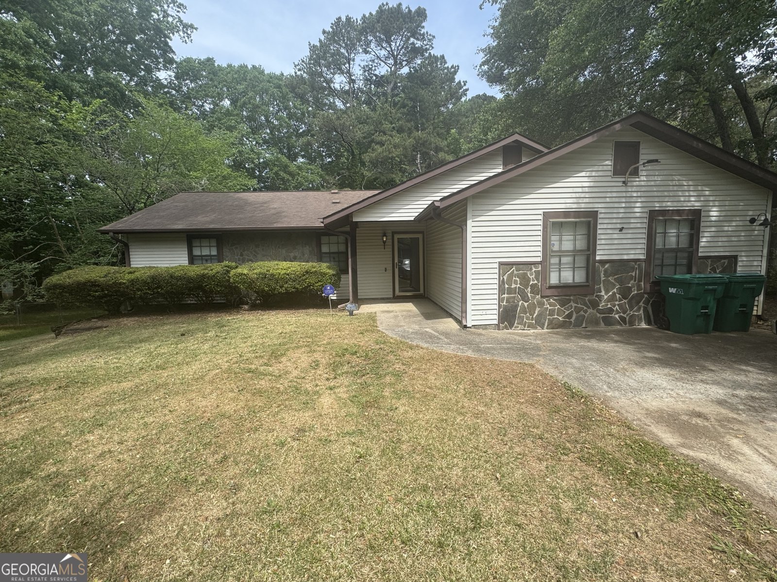 9323 Forest Knoll Drive Jonesboro - Photo 1