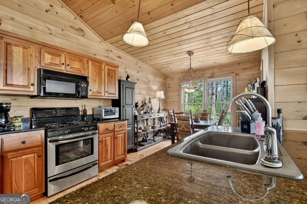 6 Red Holly Road Blue Ridge - Photo 16