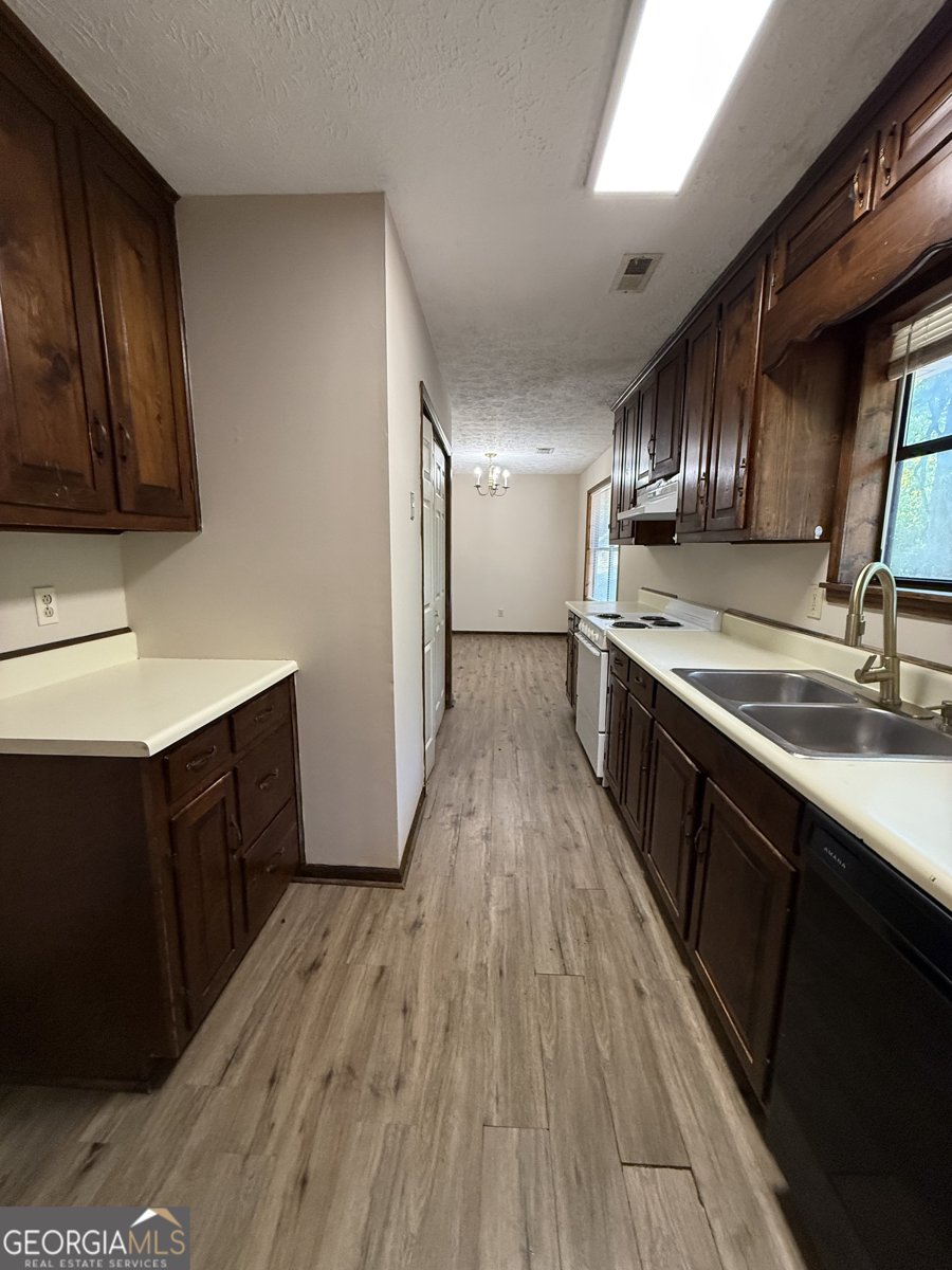 115 Daniel Court Lagrange - Photo 12