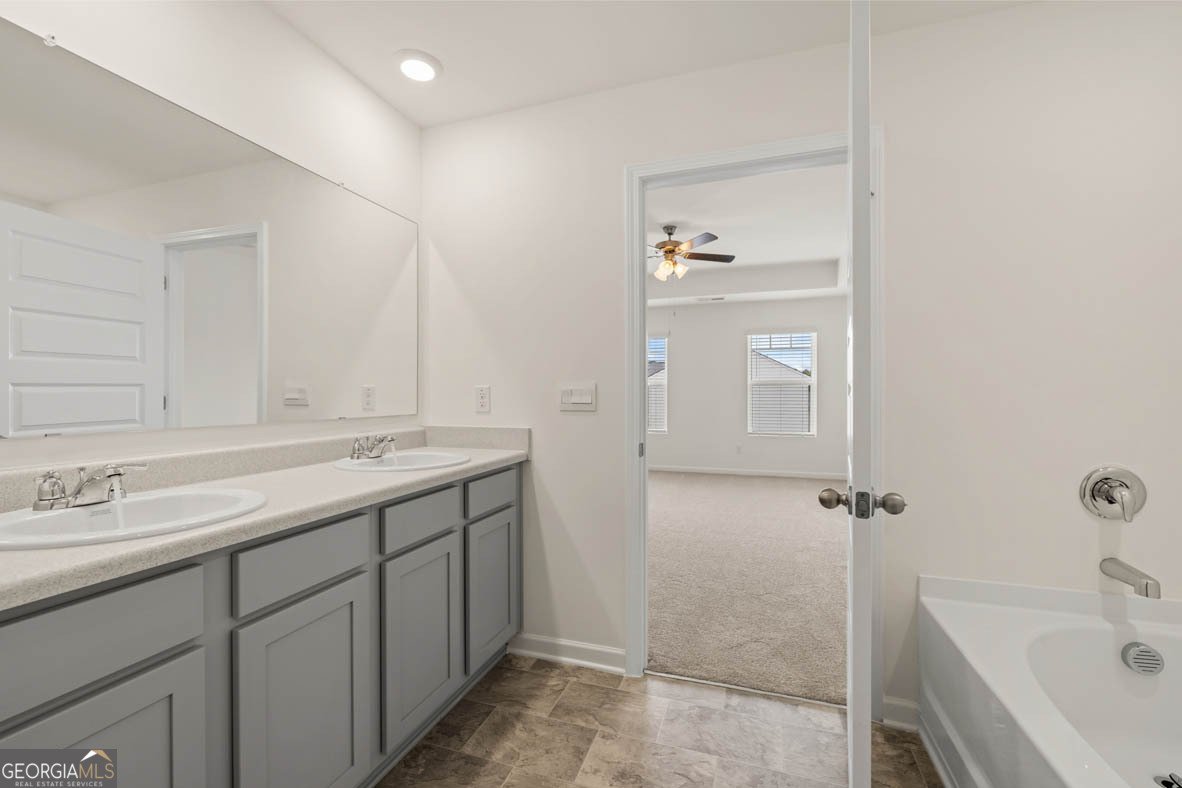 659 Whitman Lane Stockbridge - Photo 11