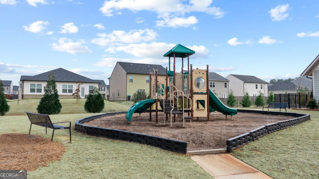 659 Whitman Lane Stockbridge - Photo 24