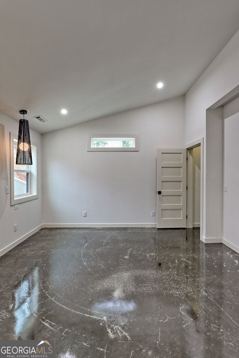 21 Valley Street Clayton - Photo 49