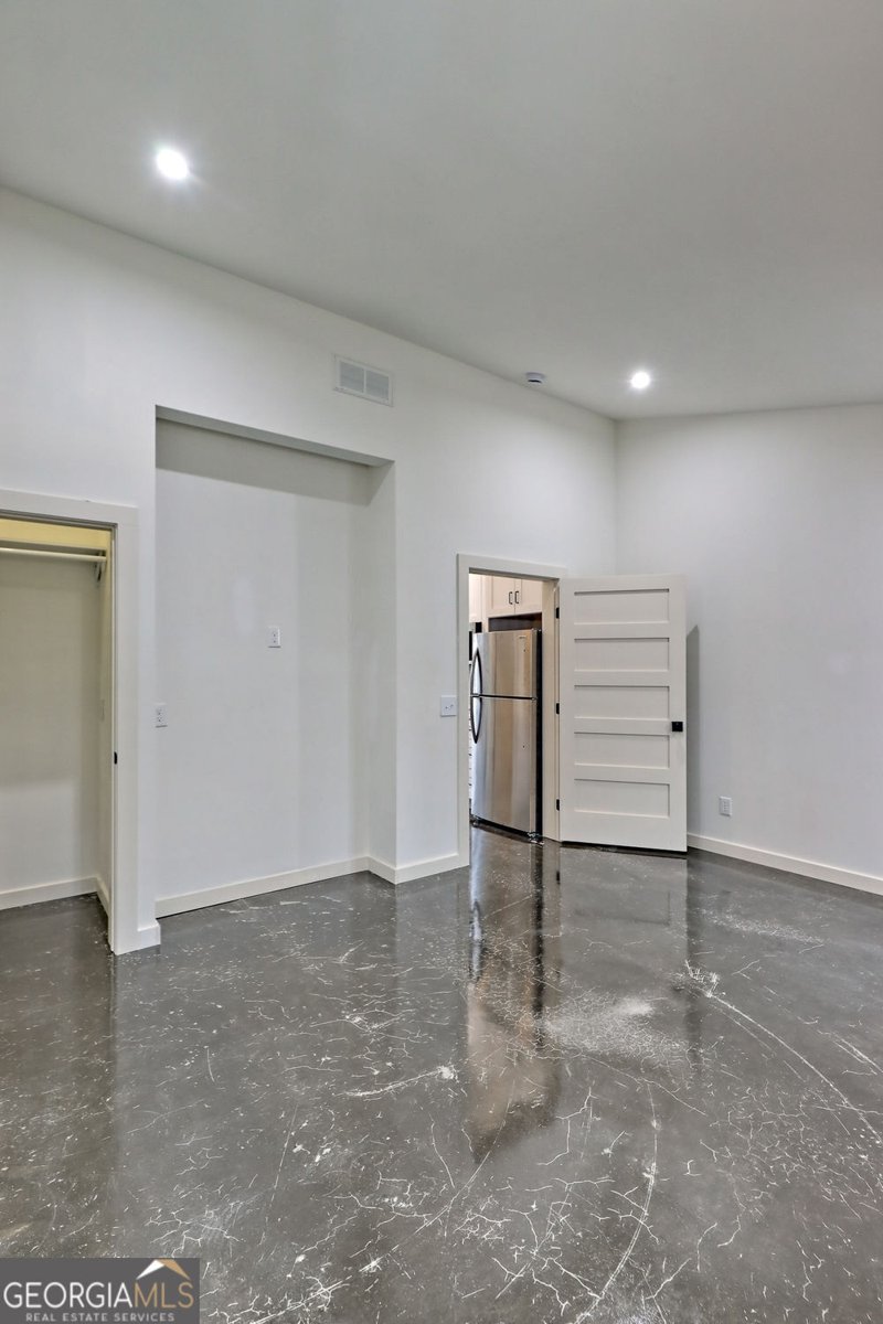 21 Valley Street Clayton - Photo 51