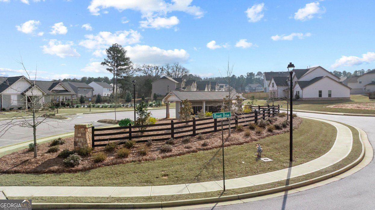 664 Whitman Lane Stockbridge - Photo 25