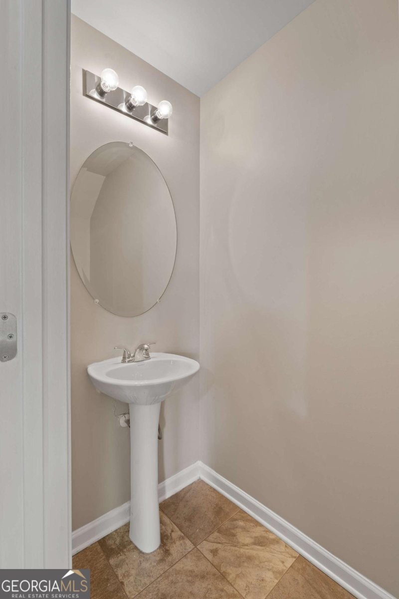 1255 Magnolia Gardens Walk McDonough - Photo 18